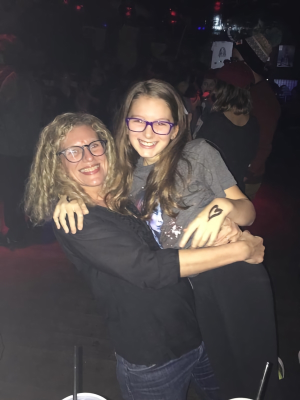 Saara and daughter
